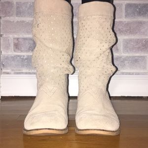 Women’s Tom’s boots
